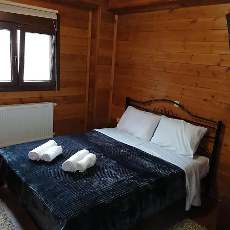 Oxygono Wooden House 샬레